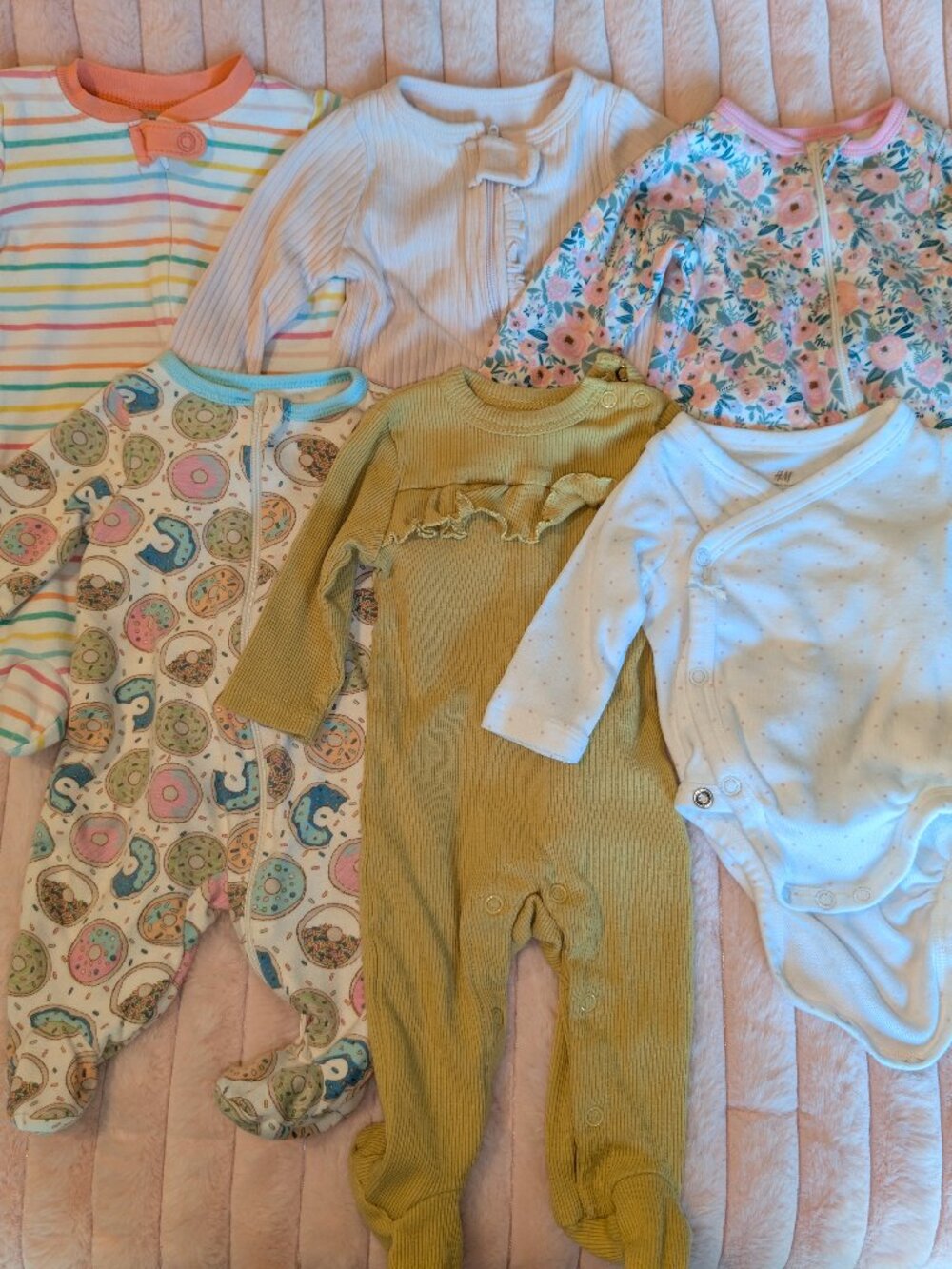 6 Piece Newborn Baby Girl Bodysuit Lot Mixed Brands